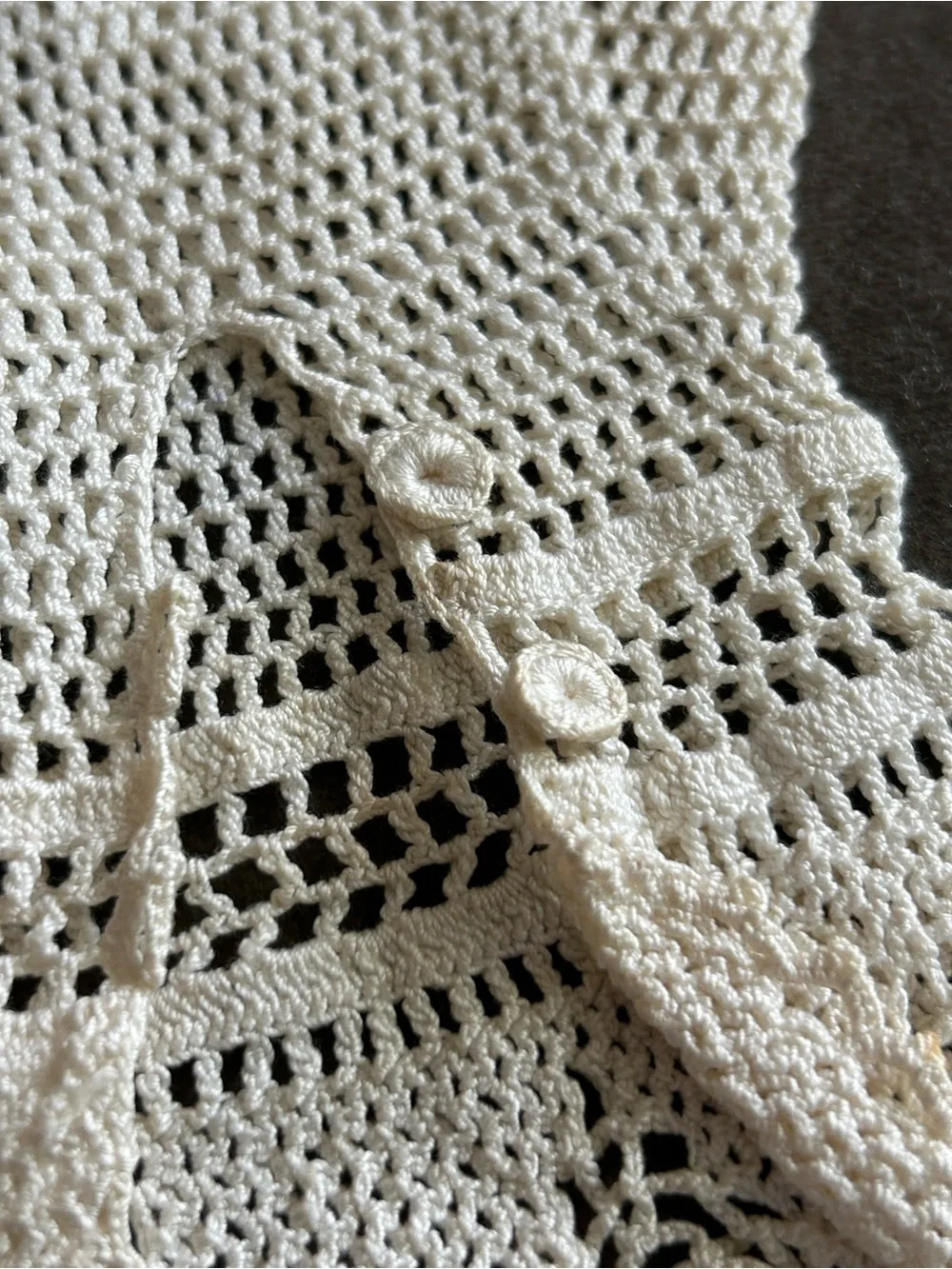 Vintage handmade Crochet Lace Women's Gloves - Cream